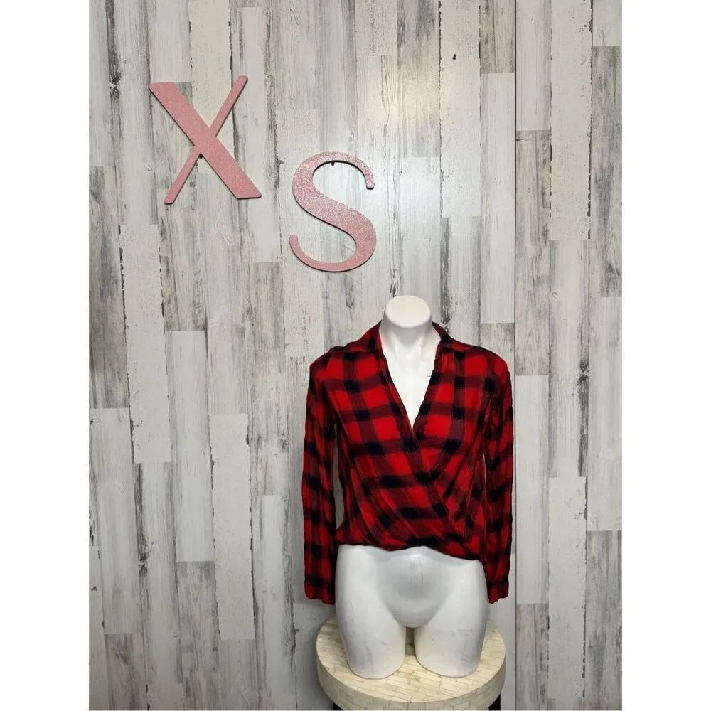Hollister plaid blouse size XS